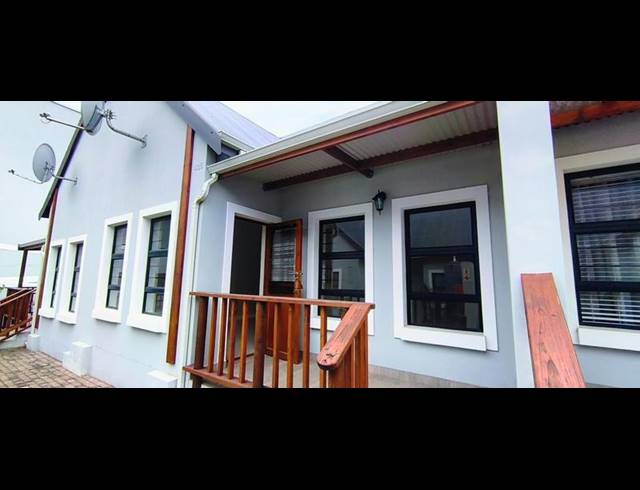 1 BEDROOM TOWNHOUSE FOR SALE IN BLUE MOUNTAIN VILLAGE